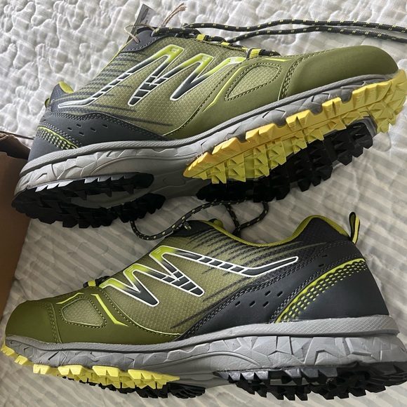 NWT awesome Hiking Boots men 12 - Picture 3 of 7